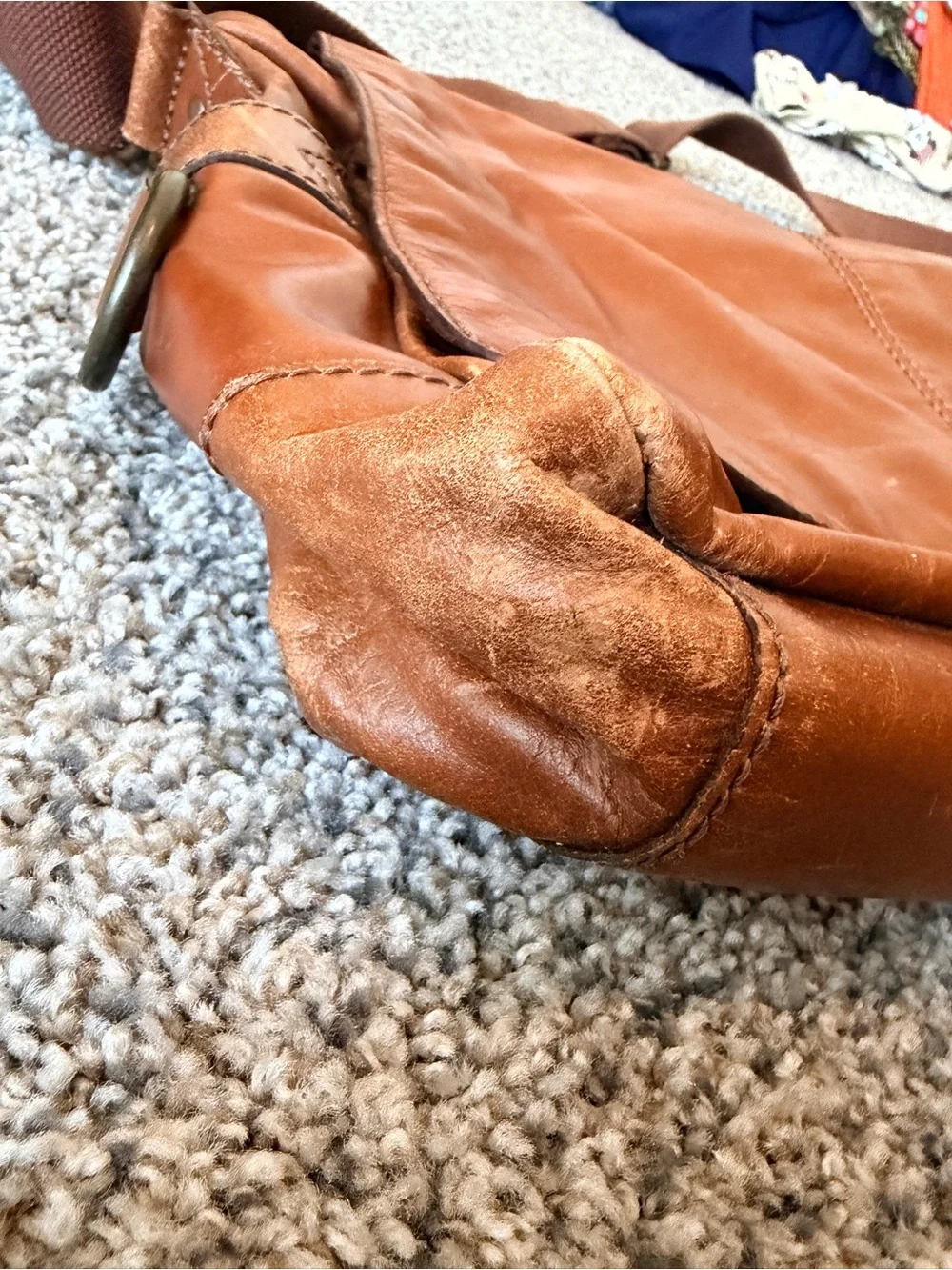 Fossil Cognac Brown Leather Messenger Bag with Adjustable Strap